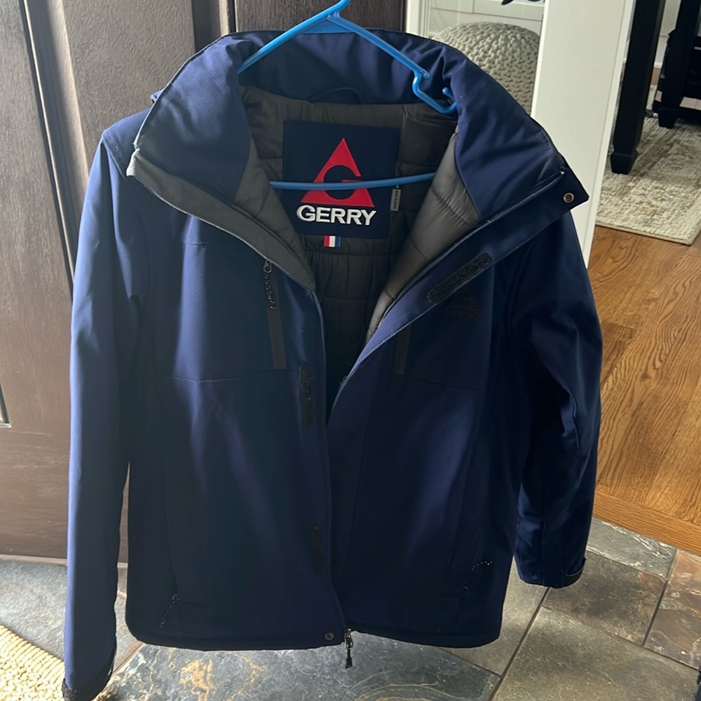 GERRY men’s small winter jacket. Navy blue. Comes from smoke free home.